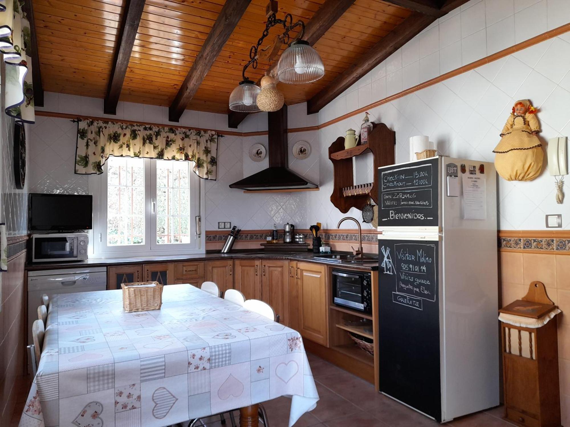 Vivencias Casa Rural Para 10 Personas Camunas Exterior foto